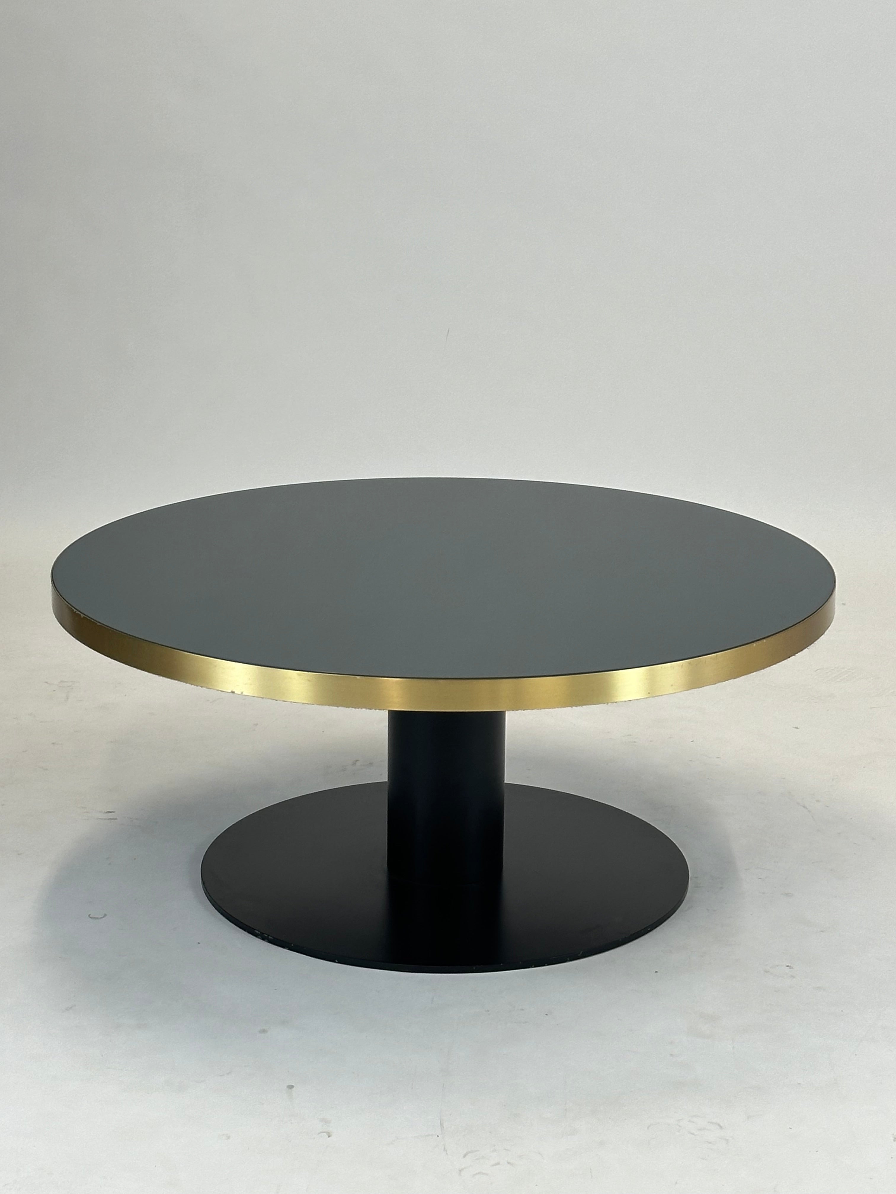 GUBI | 2.0 Coffee Table (Sort)