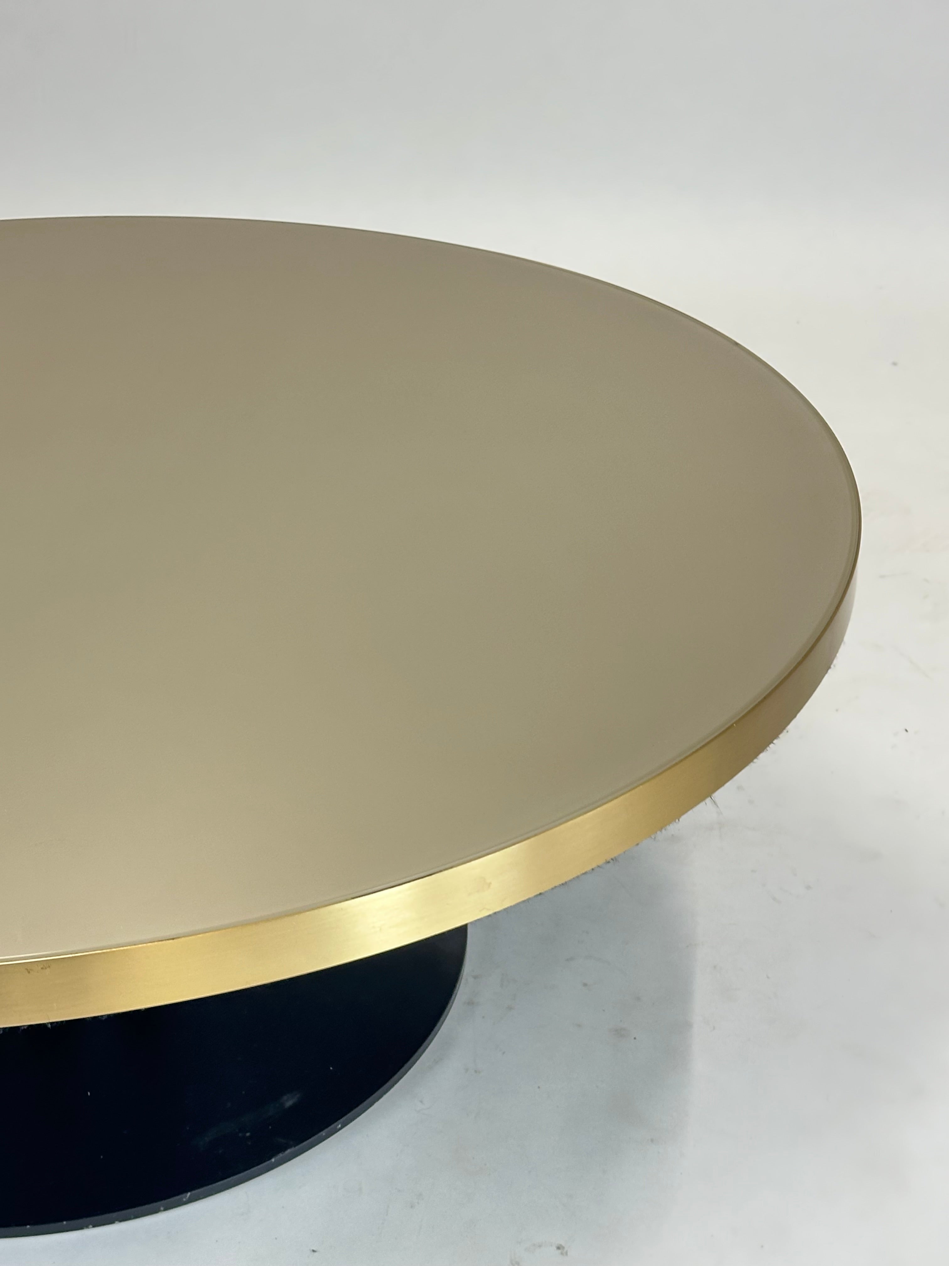 GUBI | 2.0 Coffee Table (Beige)