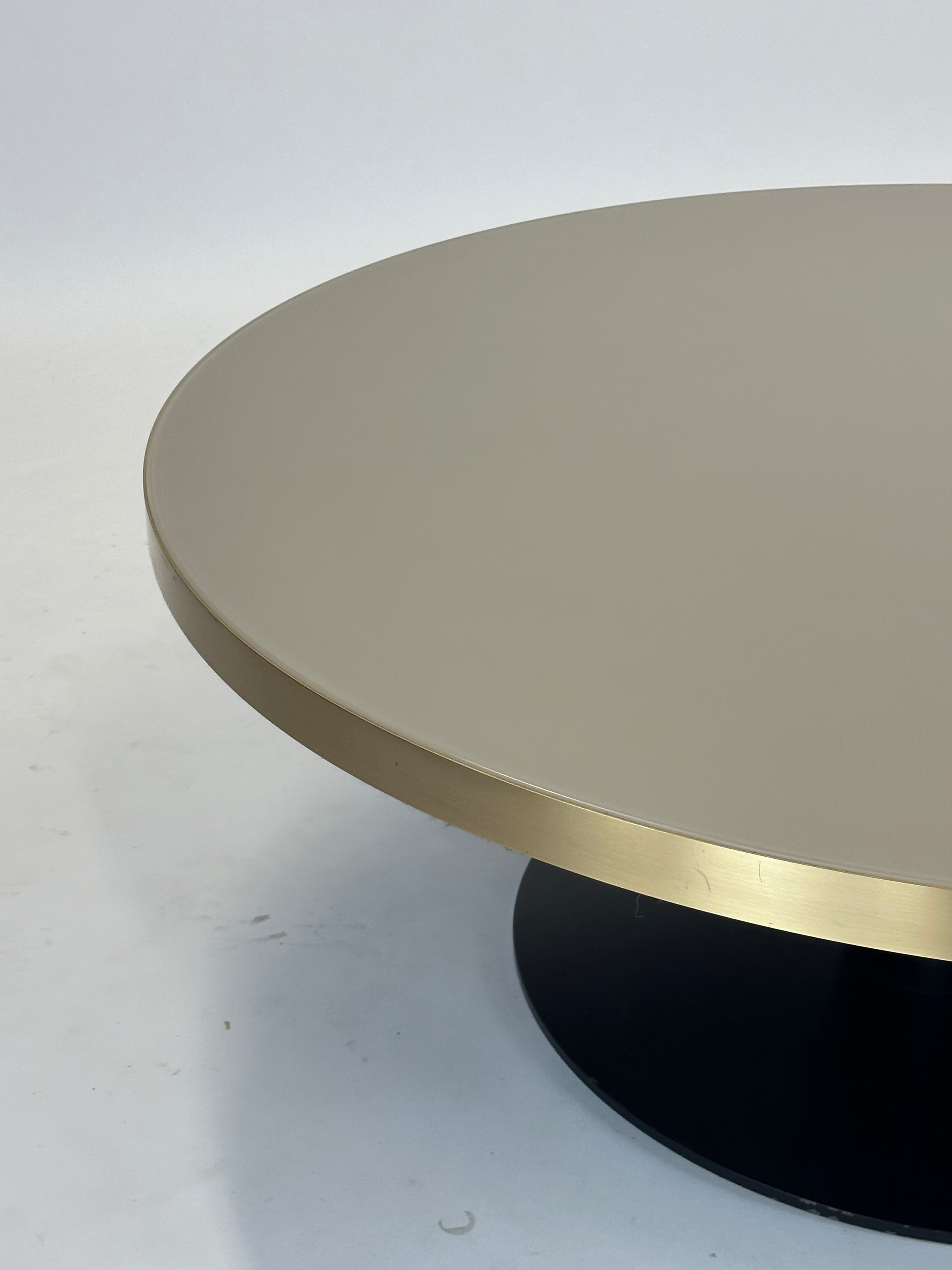 GUBI | 2.0 Coffee Table (Beige)