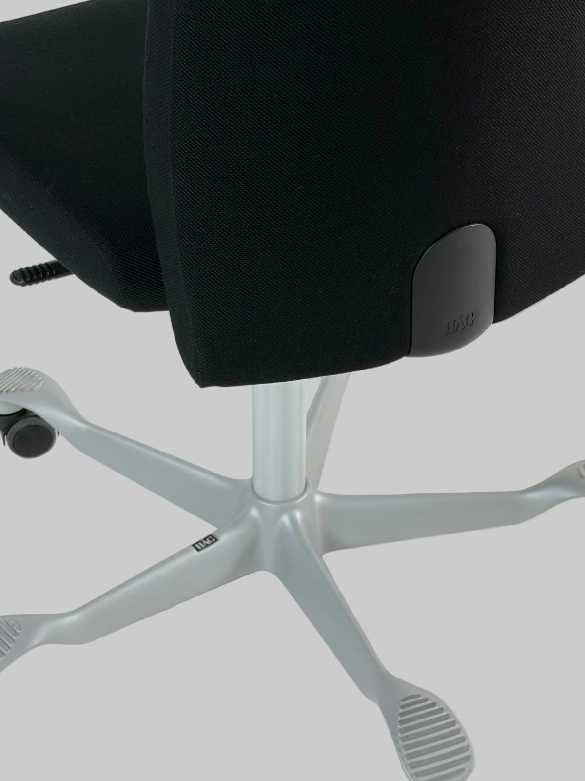 HÅG Creed 6002 – Sort/Grå Stel 200mm Gaslift