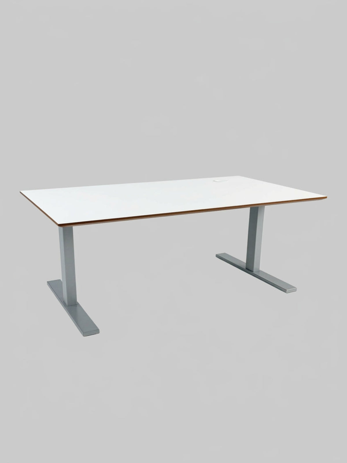 Linak Hæve/sænkebord – Hvid/Sort Stel 140x80