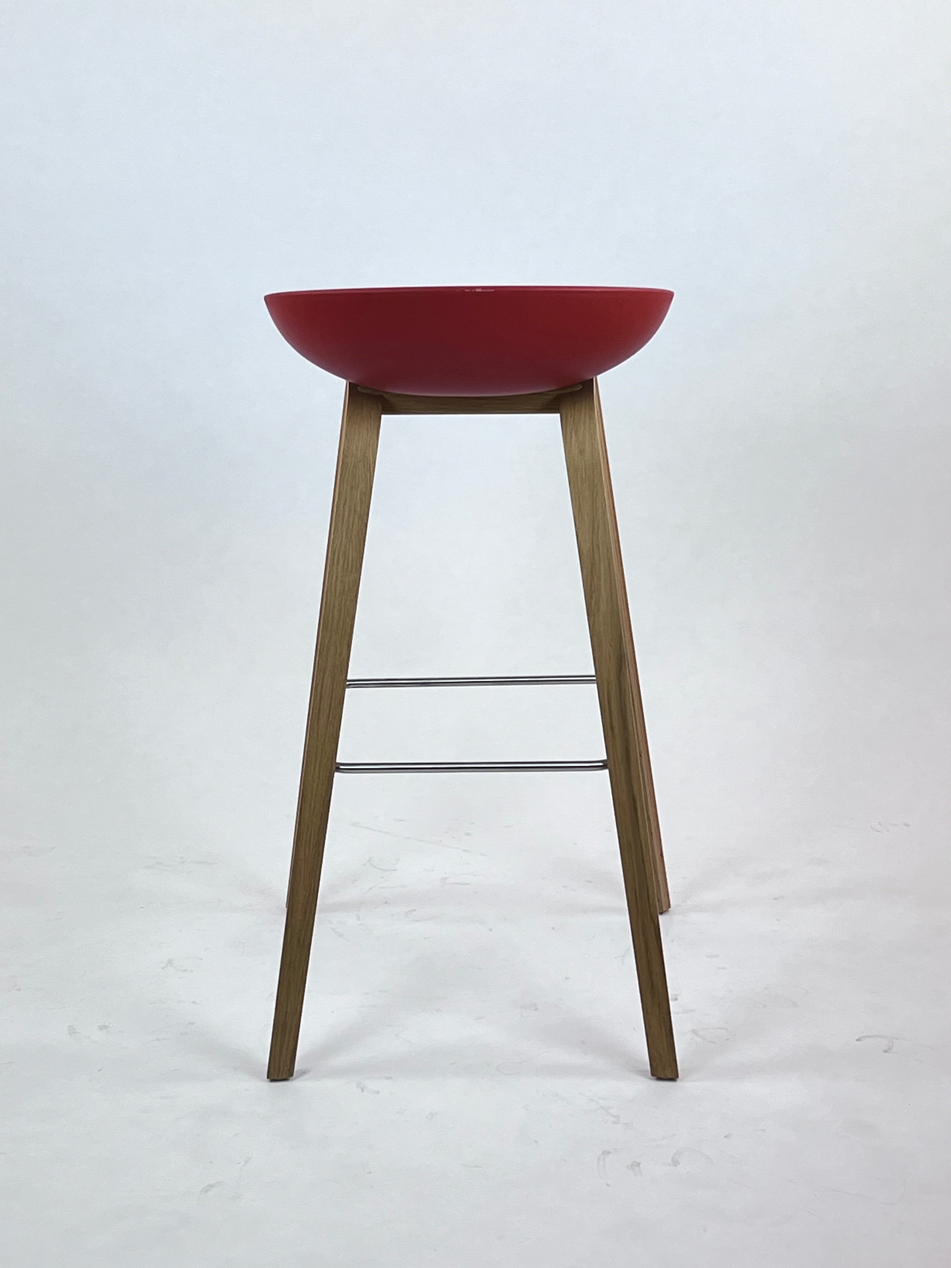 HAY - About a Stool AAS 32 - Rød