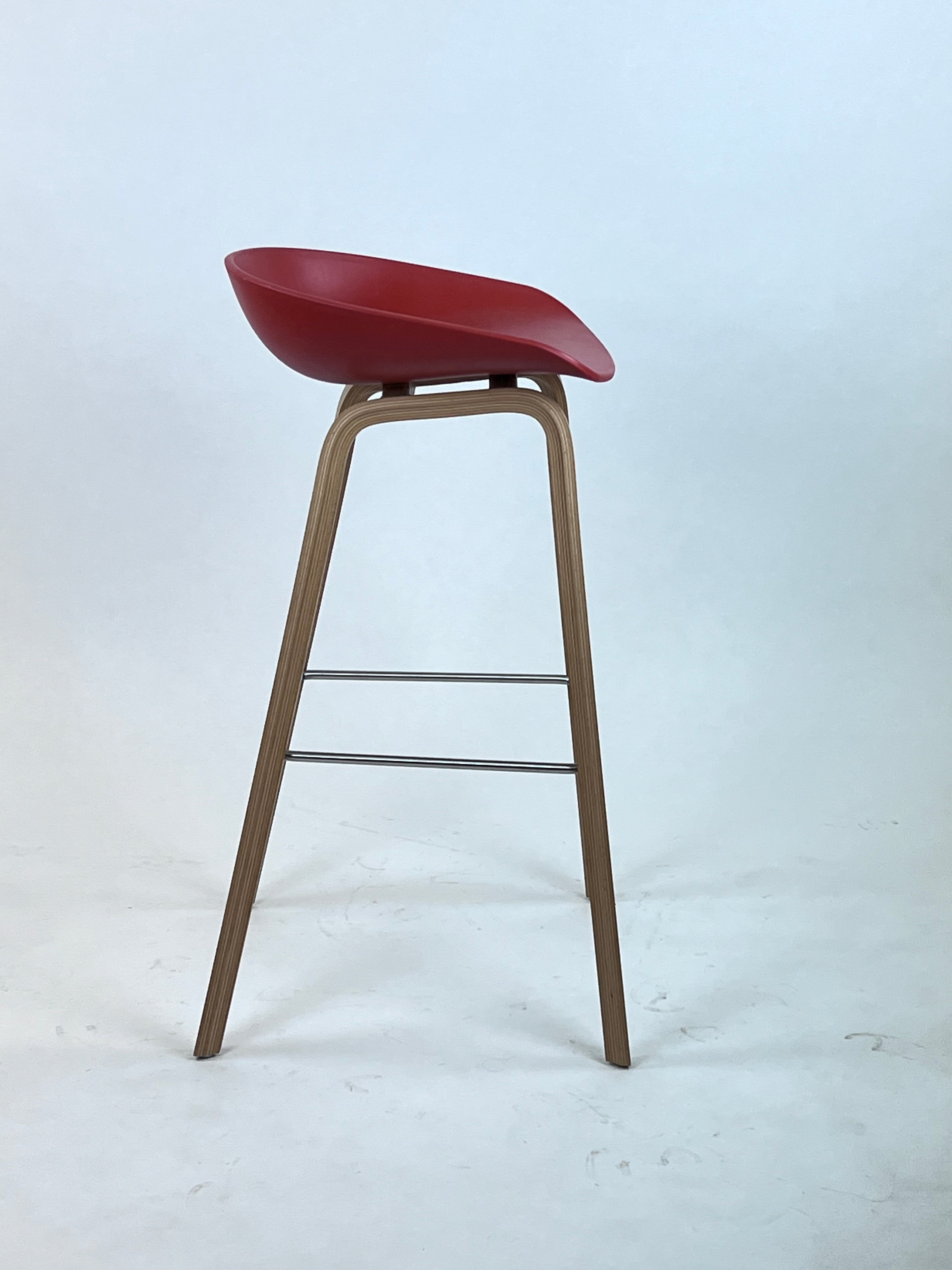 HAY - About a Stool AAS 32 - Rød