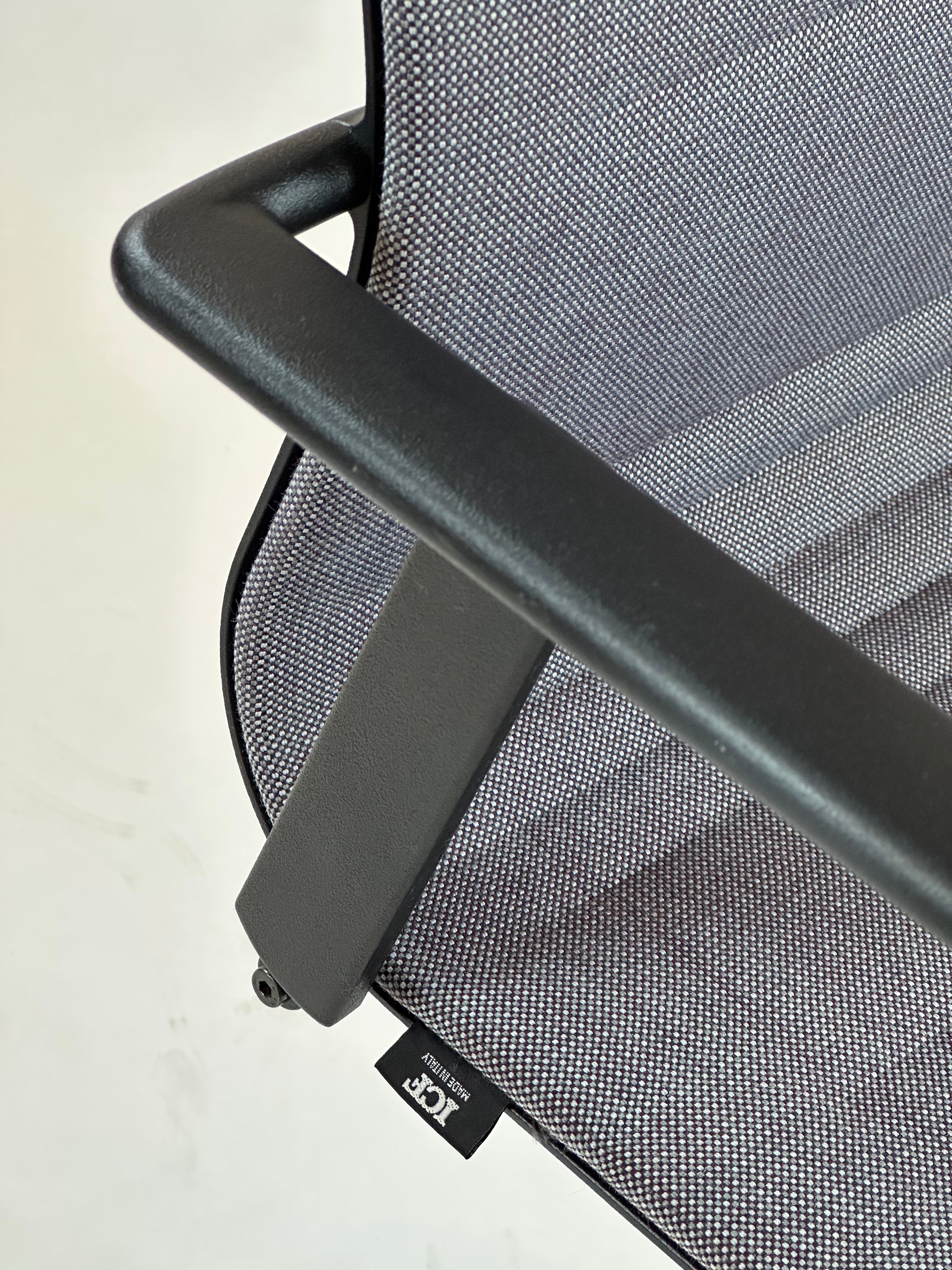 ICF Stick Swivel konferencestol med gaslift – grå/sort