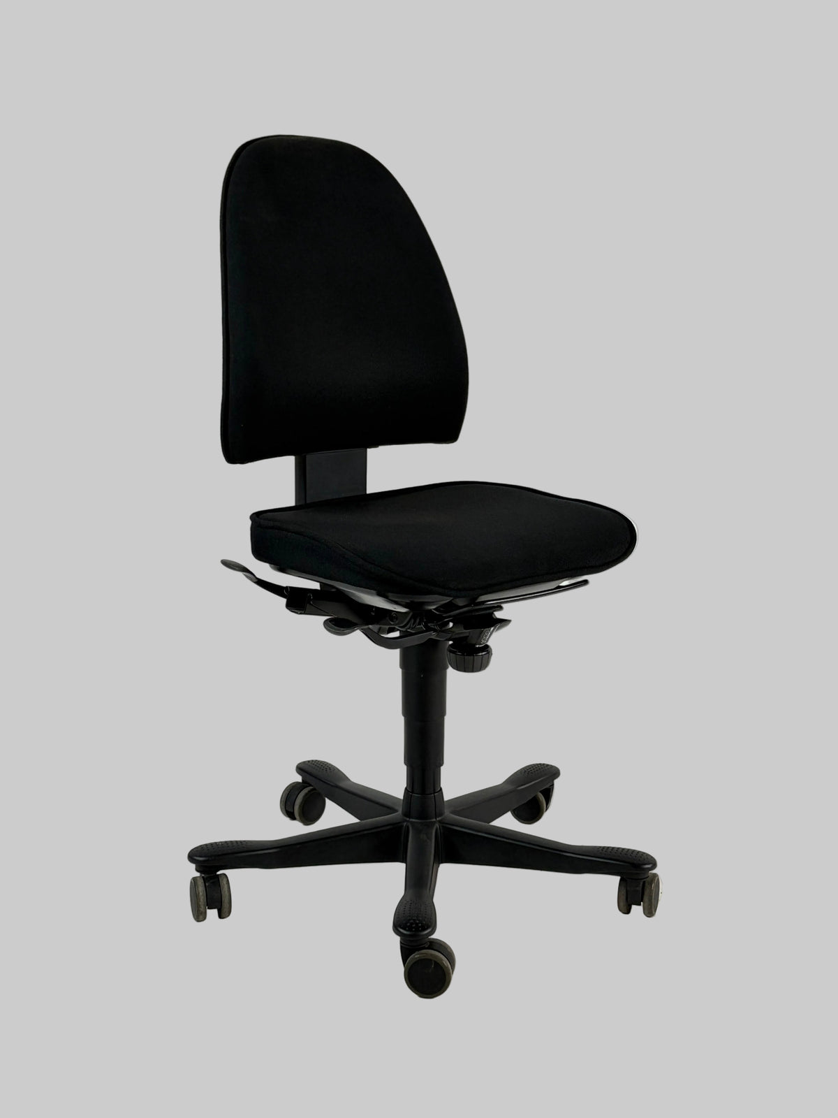 Kinnarps Free Float 6120 Kontorstol – Sort
