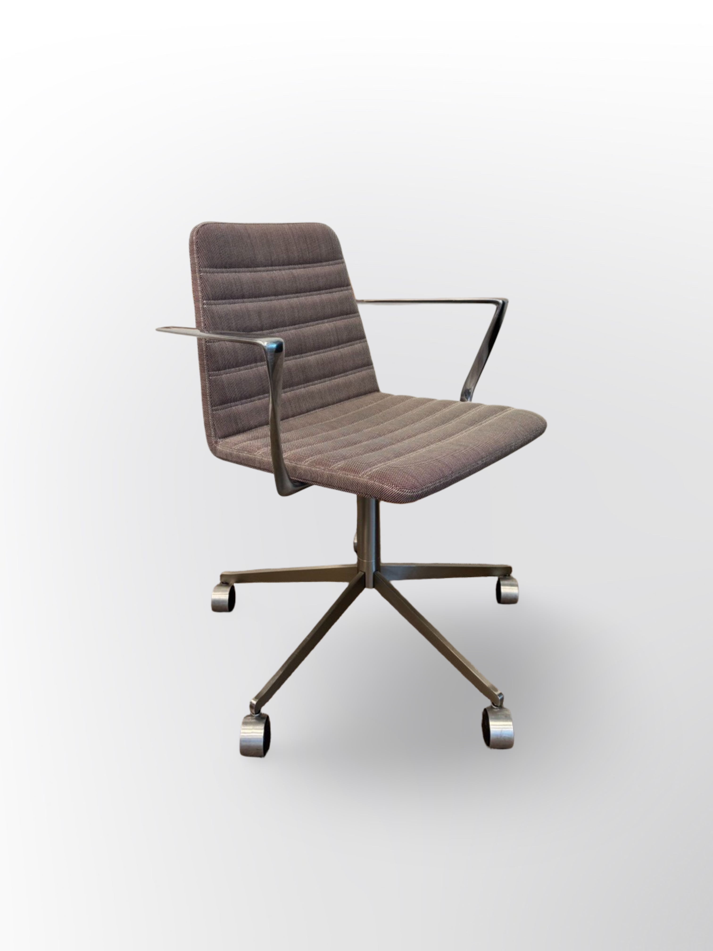 Paustian | Spinal Chair 44 m. Hjul (Brun)