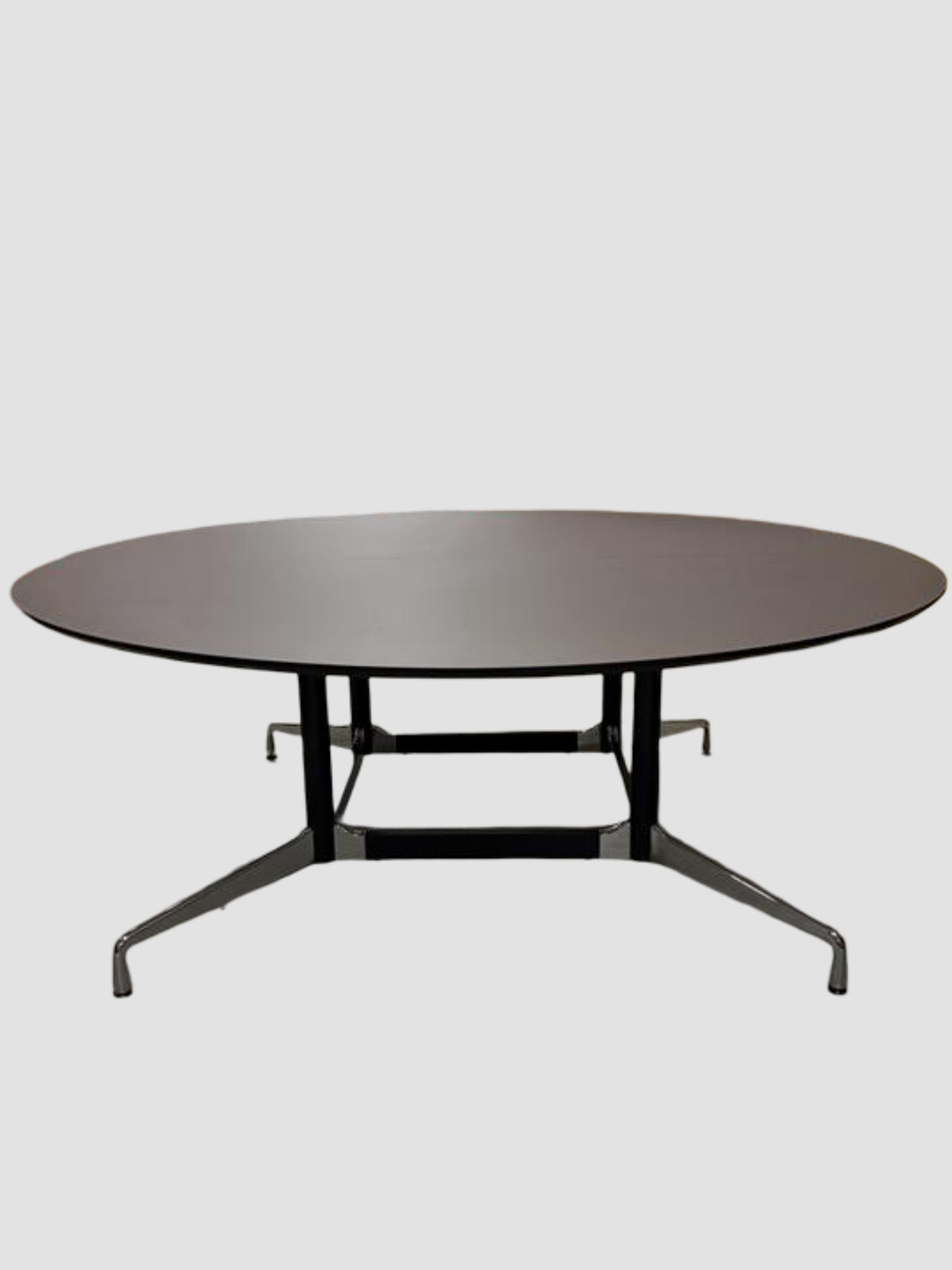Vitra Eames Segmented Bord - Brun/Krom-Sort Stel