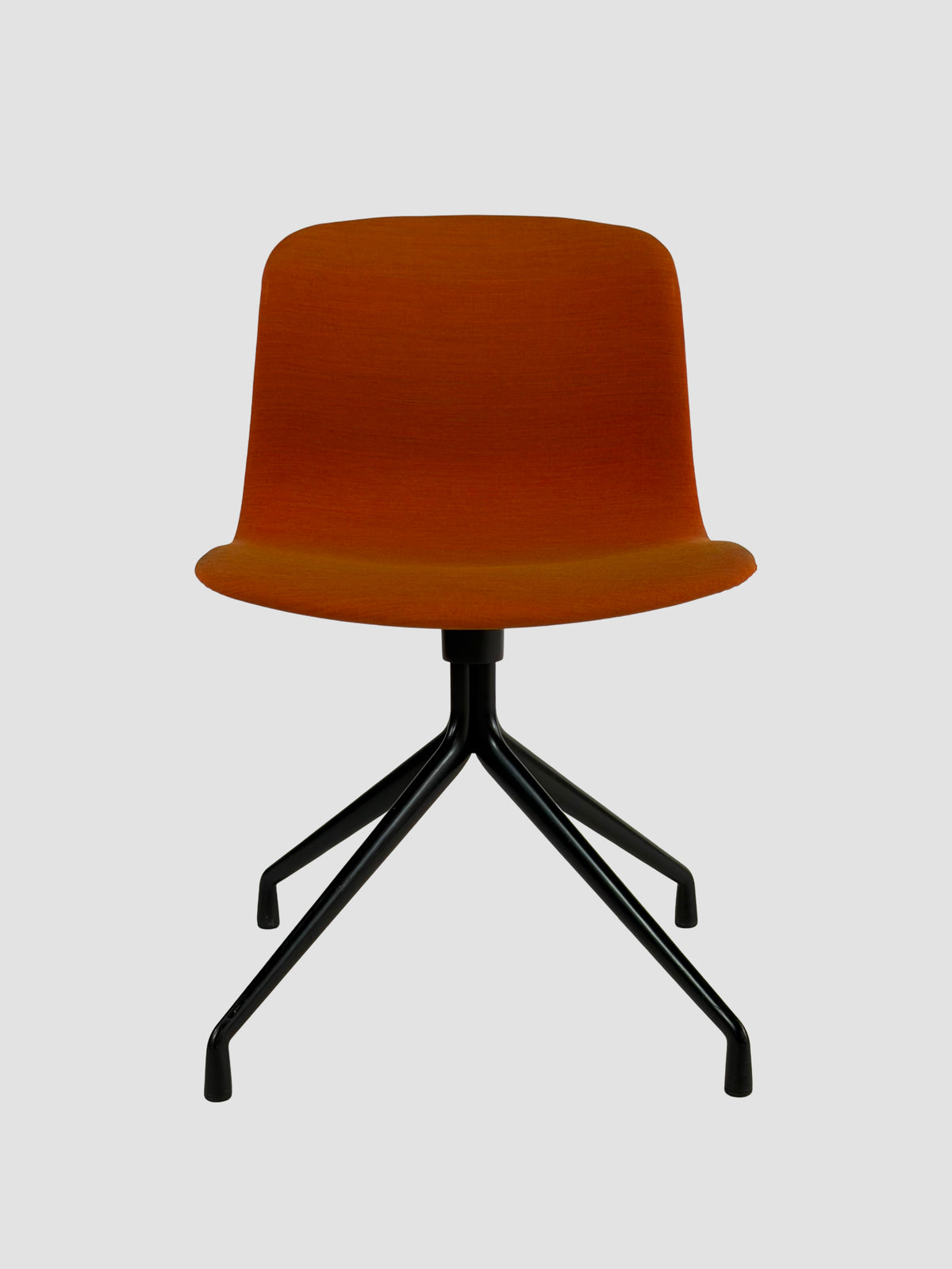 HAY AAC11 Stol – Orange/Sort Stel