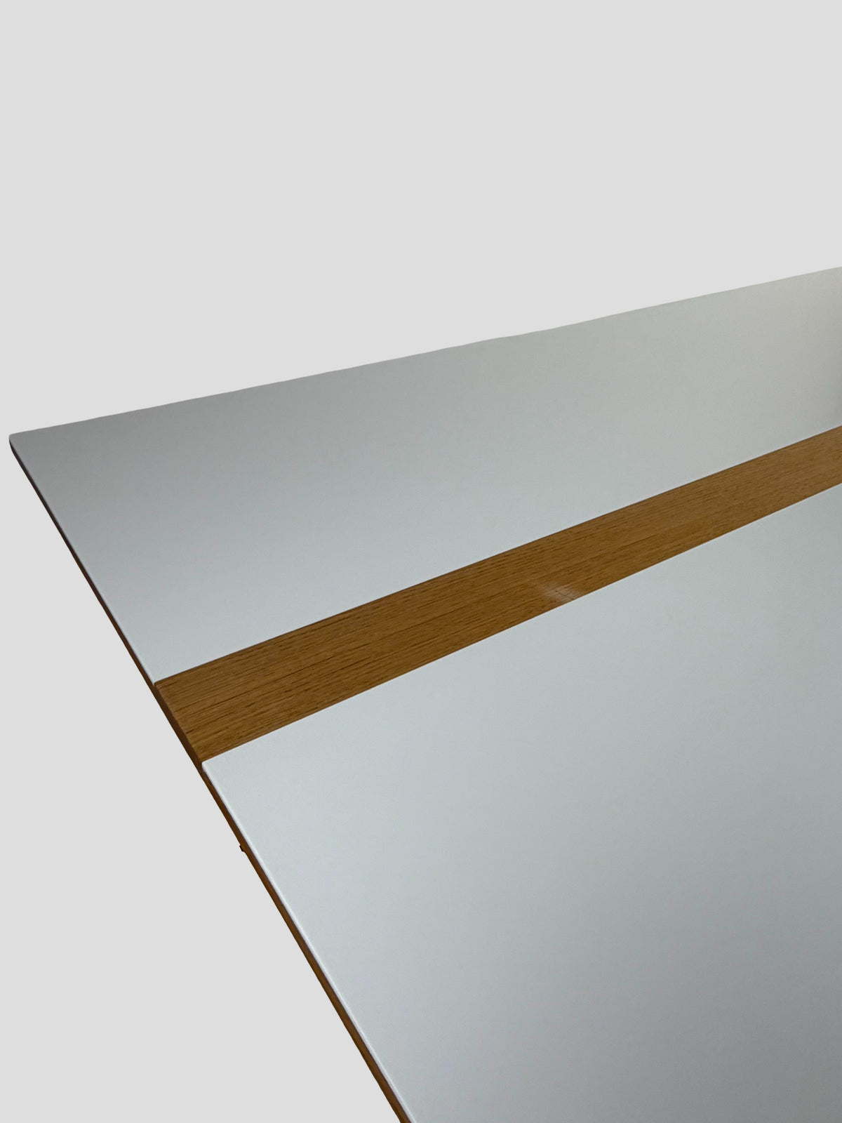Mølballe String Bord – Hvid/Natur 240x100xH73cm