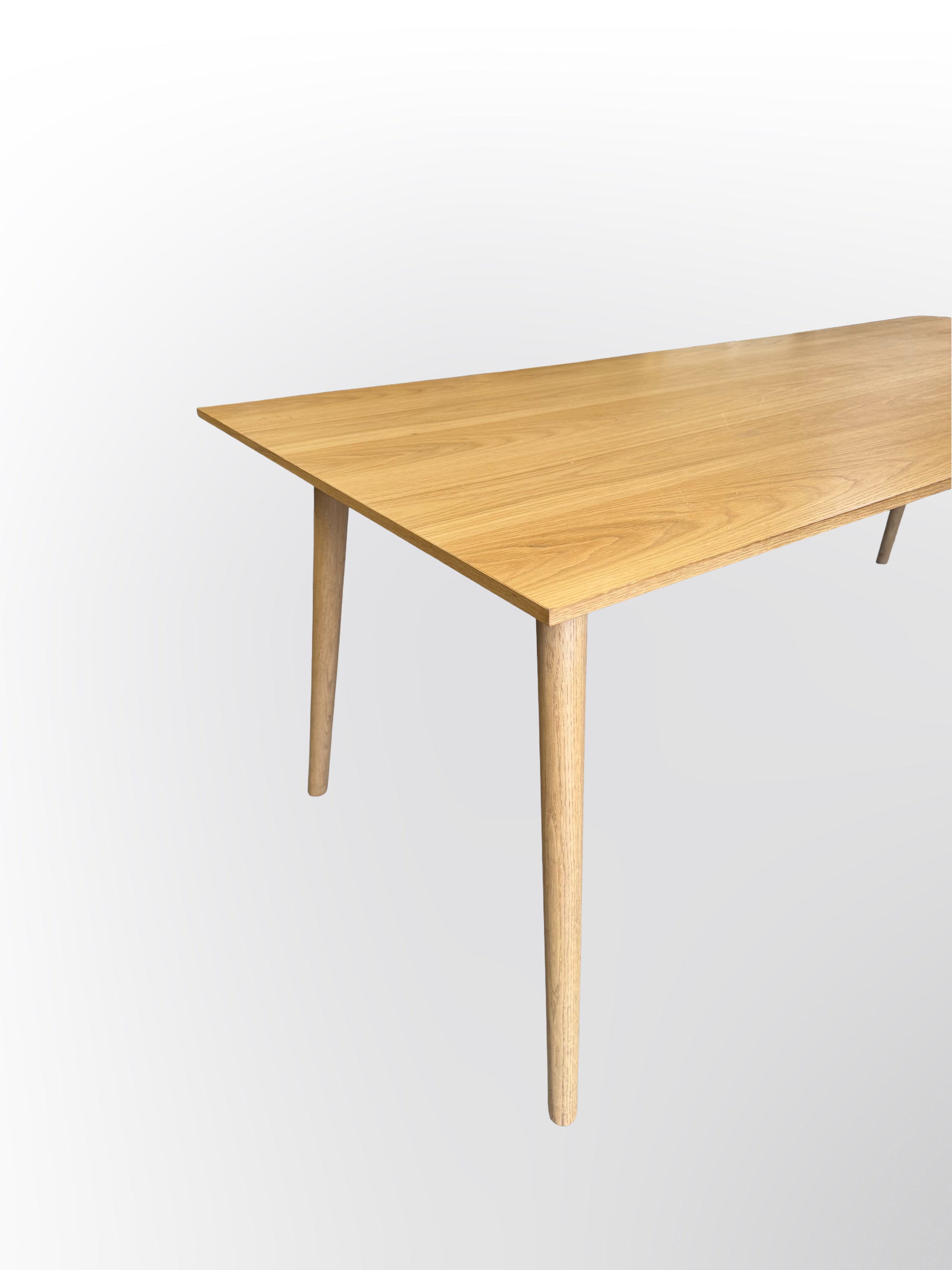 &Tradition In Between SK5 Spisebord – Eg