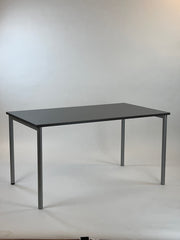 Funktionelt bord | HolmrisB8